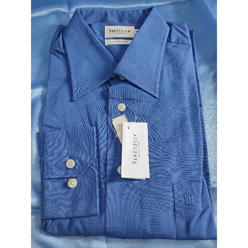 Kemeja Pria VanHeusen