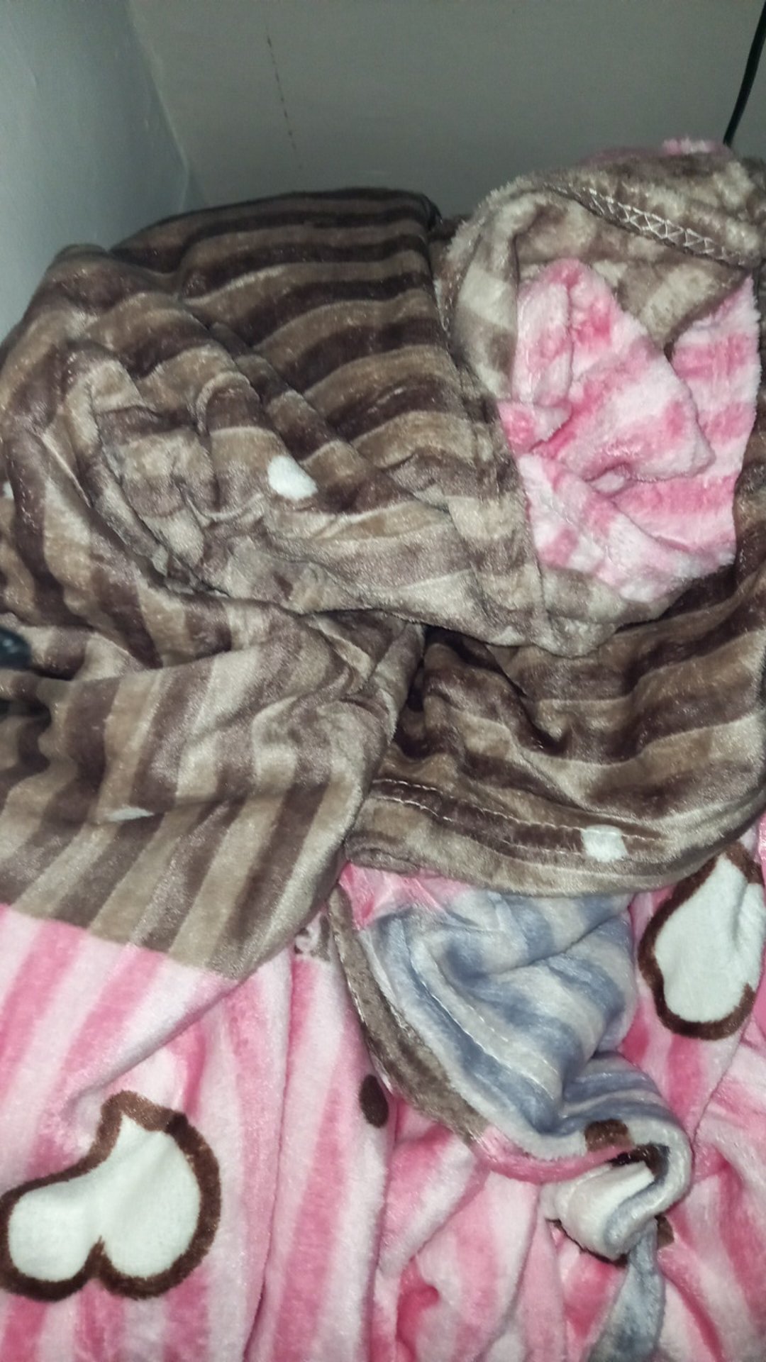 Selimut Bulu Fata Jumbo Ukuran 200x200cm