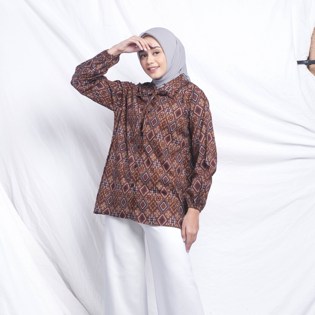DGM Batik Wanita Lengan Panjang Diamond Coklat B 003