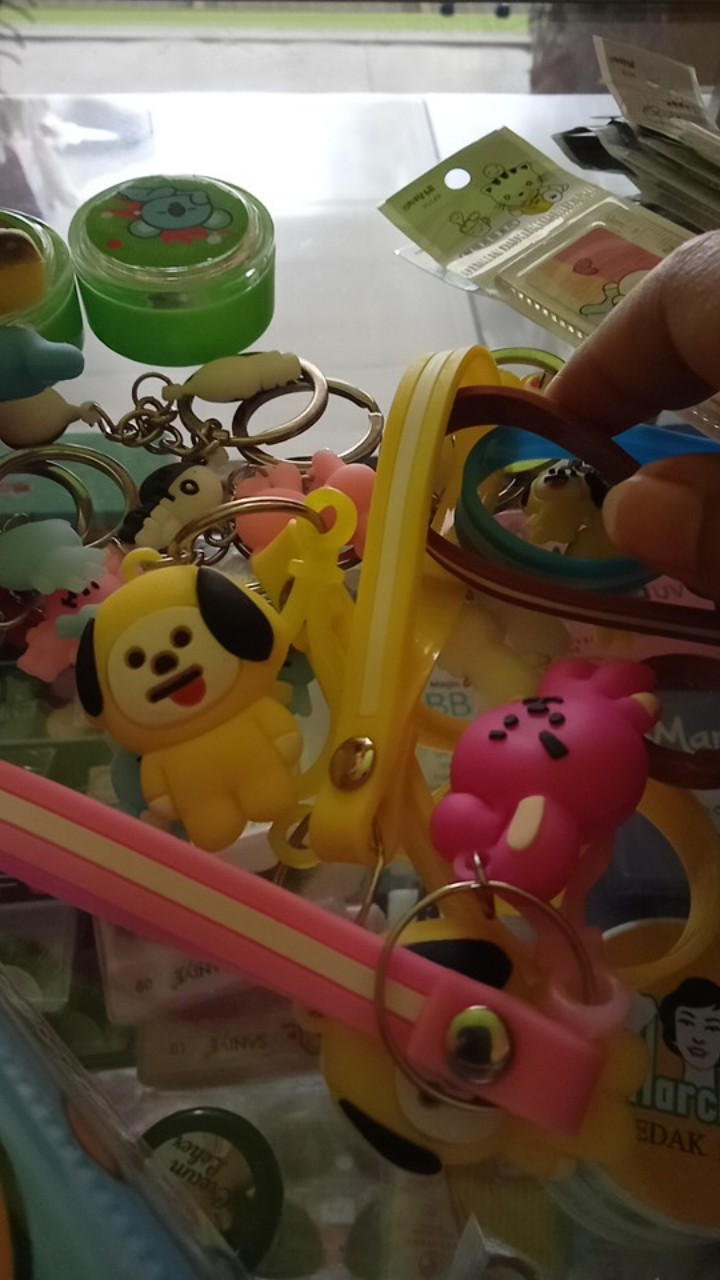 Hw Kotak Penyimpanan Perhiasan Bahan Plastik Ukuran 3.5 * 3.5cm