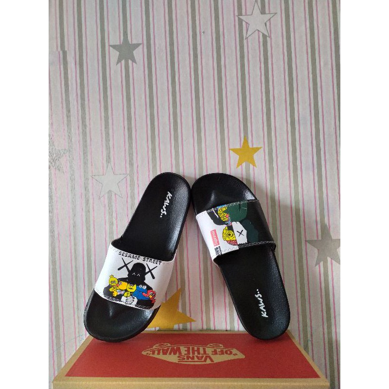 Sandal Slop Kaws Sesame Street sendal slop casual murah grade original