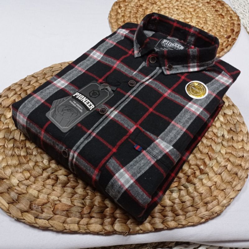 kemeja flanel lengan pendek pria original / flanel pendek pria terbaru