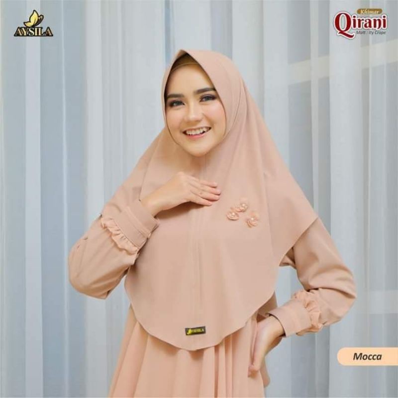 Khimar Qonita