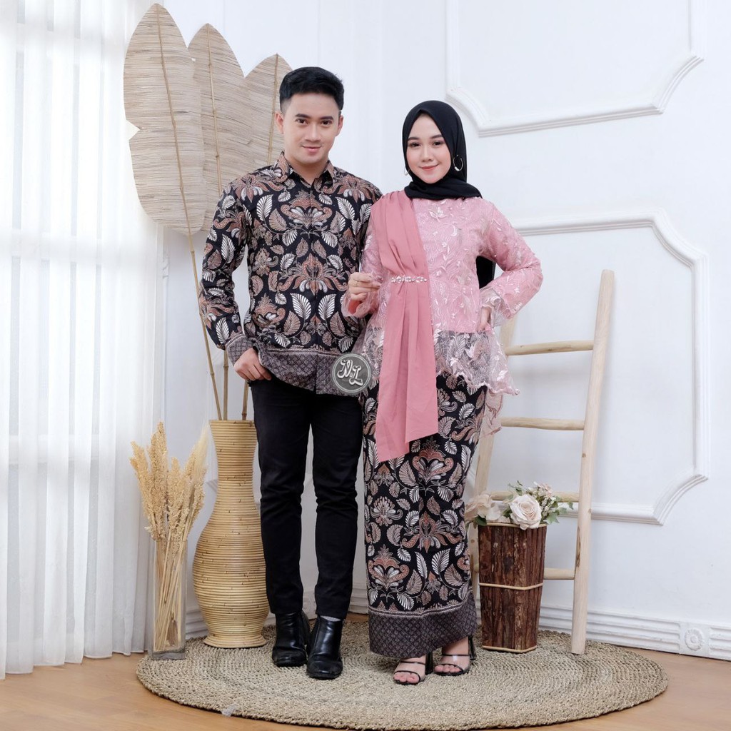 KEBAYA COUPLE SET KEBAYA BROKAT ,SET COUPLE BATIK BROKAT,KEBAYA LAMARAN,KEBAYA WISUDA-Rose