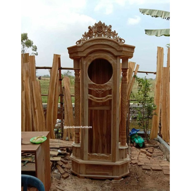 1 SET ALMARI LEMARI JAM  HIAS MURAH RAHWANA MAWAR UKIR MEWAH SUDAH TERMASUK JAM DAN KACA BAHAN KAYU JATI WARNA FINISHING CAT BISA REQUEST FURNITURE MEBEL JEPARA-5