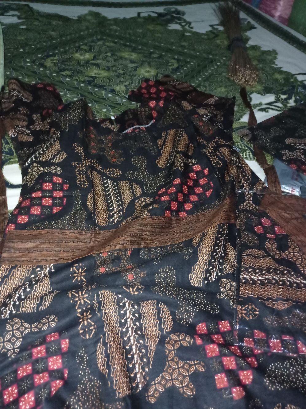 Maura Couple - Sania Ruffle Batik Couple Ori Ndoro Jowi Dnt Garansi Termurah Shopee - Shopashop Solo