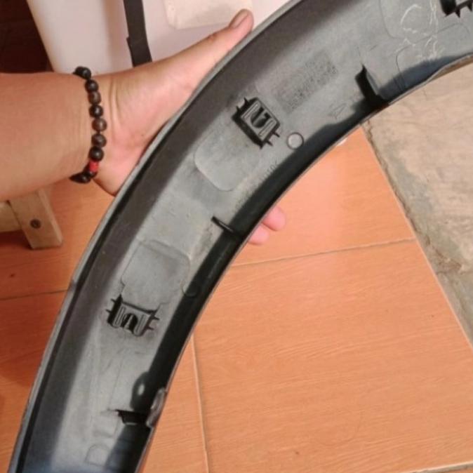 Over Fender Rush Terios Depan