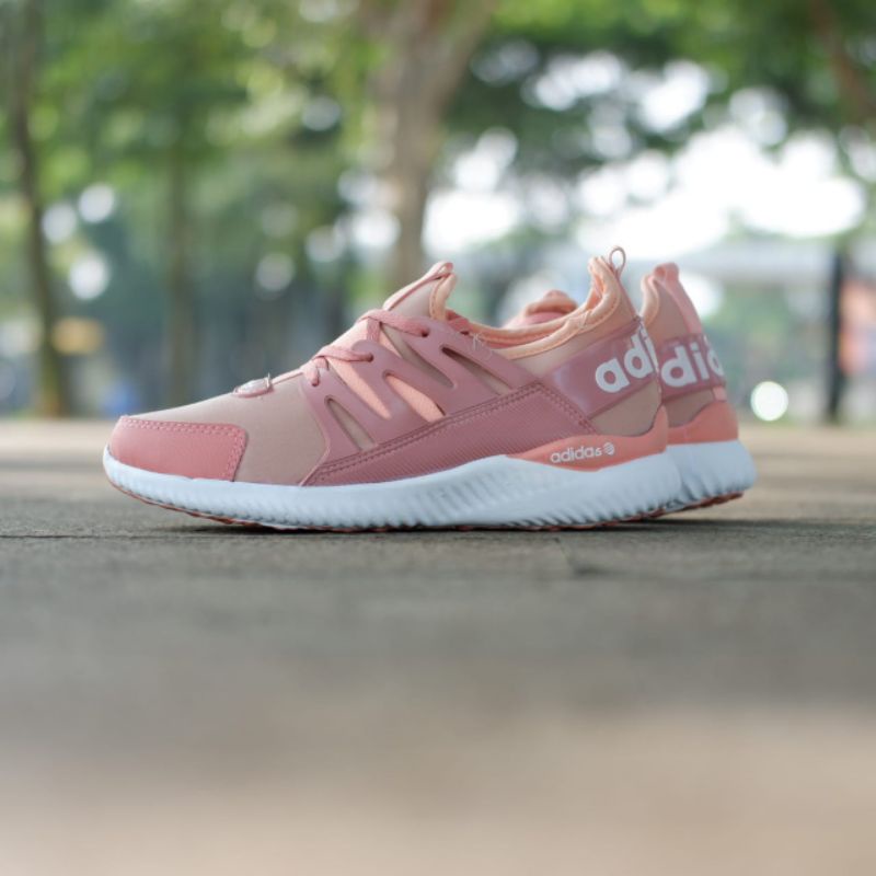 Sepatu Kets Adidas Tubular Wanita, Grade Ori , 36 -40