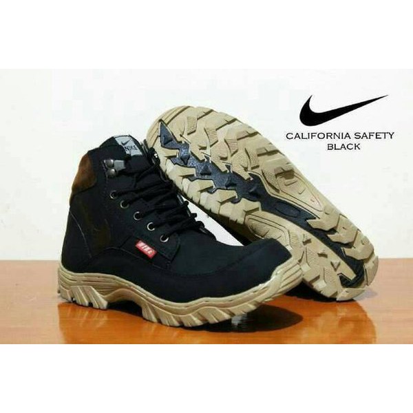 Boots but boot buot pria SELLER Store  SK11 Sepatu Spatu Safety Boots But Bot Nike Tracking