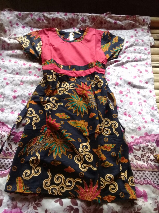 Vanbas Store Batik Sarimbit Family Mawar Daun / Batik Family / Batik Couple / Batik Keluarga / Batik