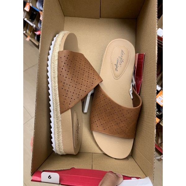 Dexflex Comfort Sookie cognac payless sandal