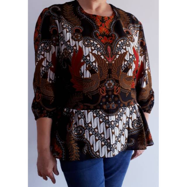 Atasan Batik Wanita motif burung menari