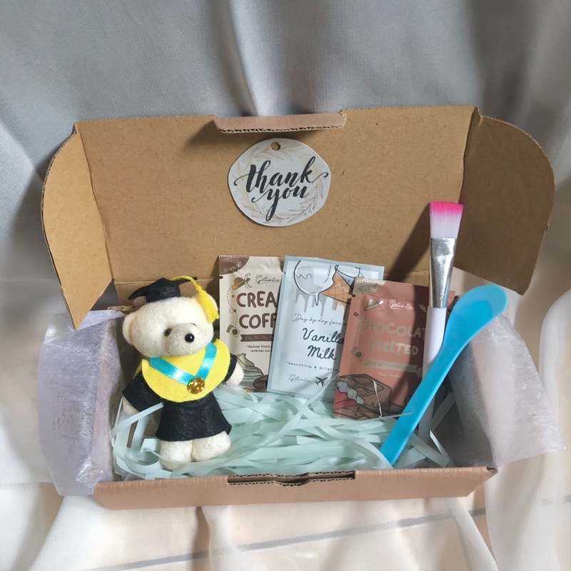 

Gift Box Package Set Masker for Graduation | Anniv | Birthday | Hadiah Wisuda | Hadiah Ultah