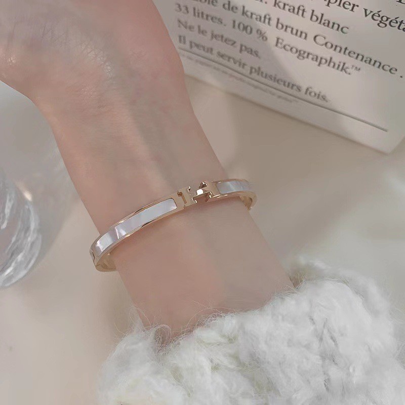 ENXI-18K RoseGold Bangle Elegan untuk Wanita Aksesoris Tidak Memudar Hypoallergenic Hadiah Terbaik B-22037