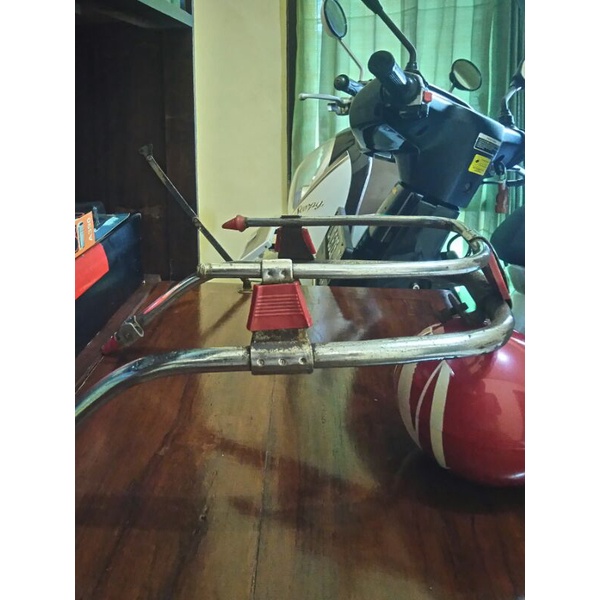 Front Bumper / Bumper Depan Vespa PTS & SUPER Logo Kuda Jingkrak (FIAR). Bukan Vigano, Cuppini, Ulma