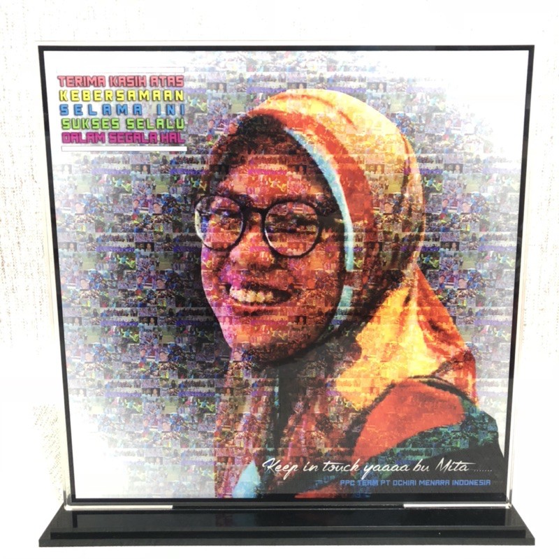 Plakat Ukuran di atas 20 cm /  Plakat akrilik