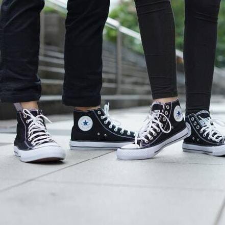 Sepatu Converse.Sepatu Sekolah,sneakers casual model tinggi murah berkualitas
