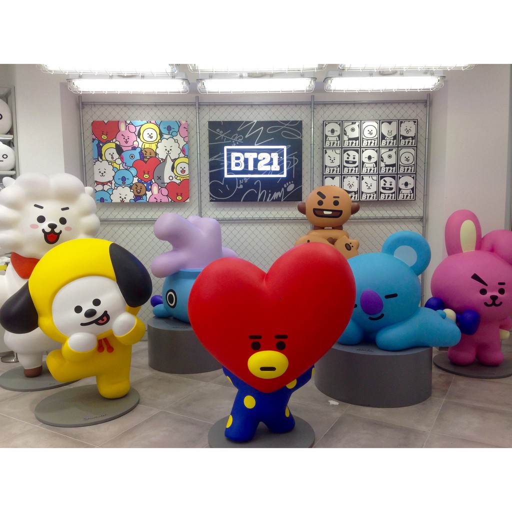 Uniqlo x BT21 Tata Cooky Koya