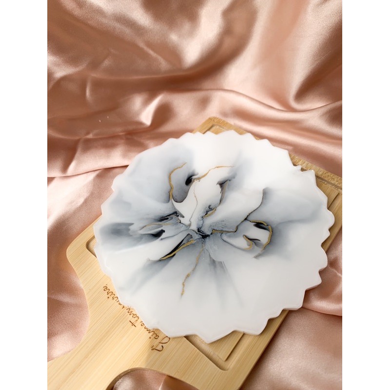 Calacatta Gold Marble Coaster | Resin epoxy art | Custom resin