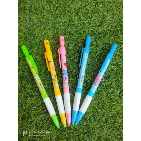 

Pensil Isi Motif BT21
