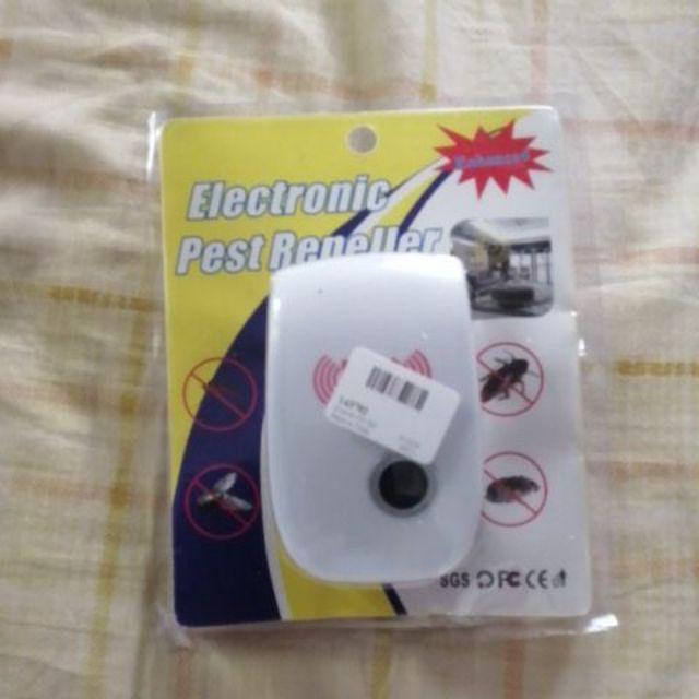 [deble] Electronic Ultrasonic Anti Pest Bug Mosquito Coroach Mouse Killer