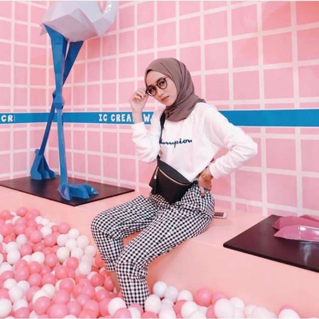 Champion top / sweater champion / baju champion