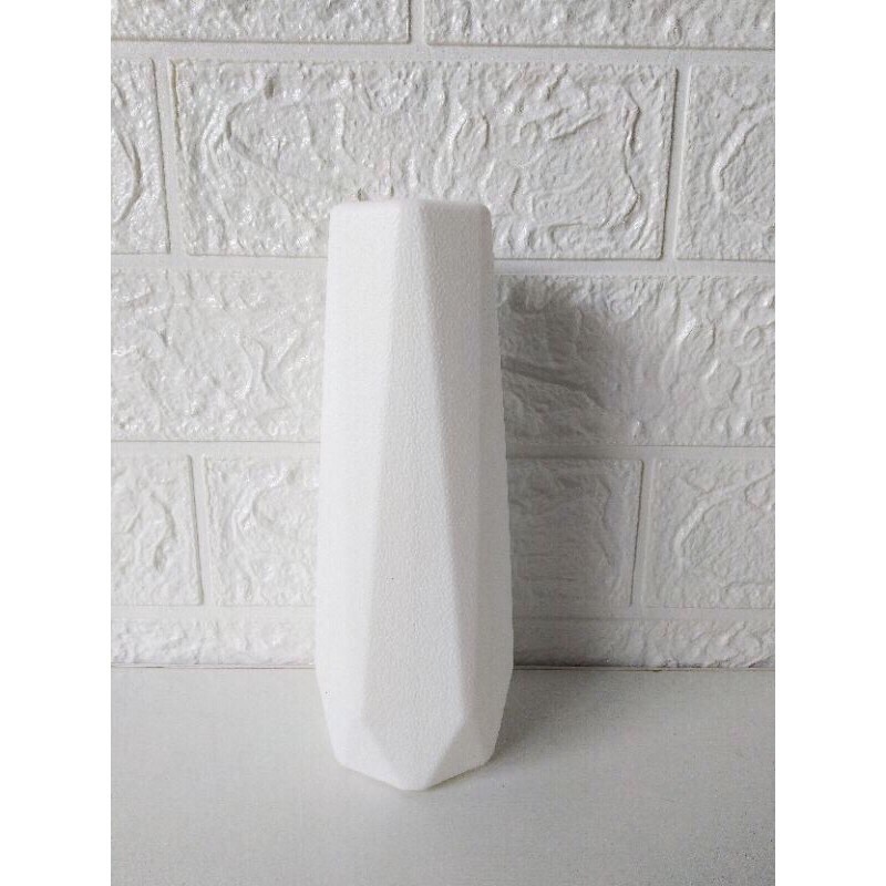 Vas bunga plastik minimalis Hexa