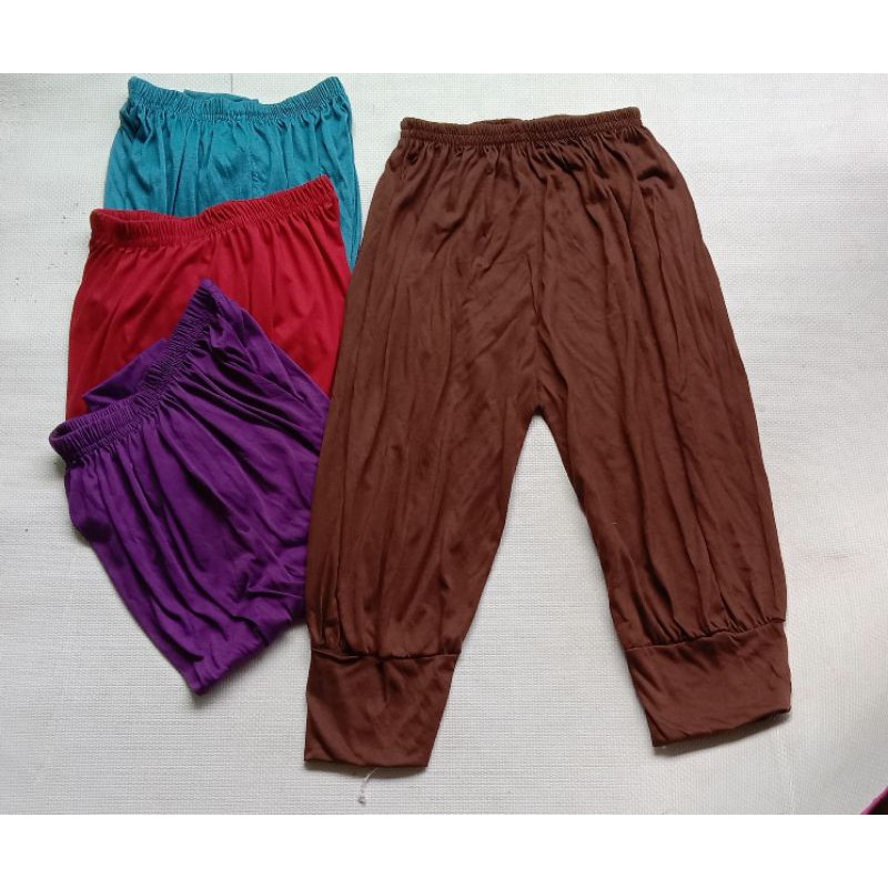 Celana/celamis 3/4 Alladin Kerut Besar Polos Jumbo