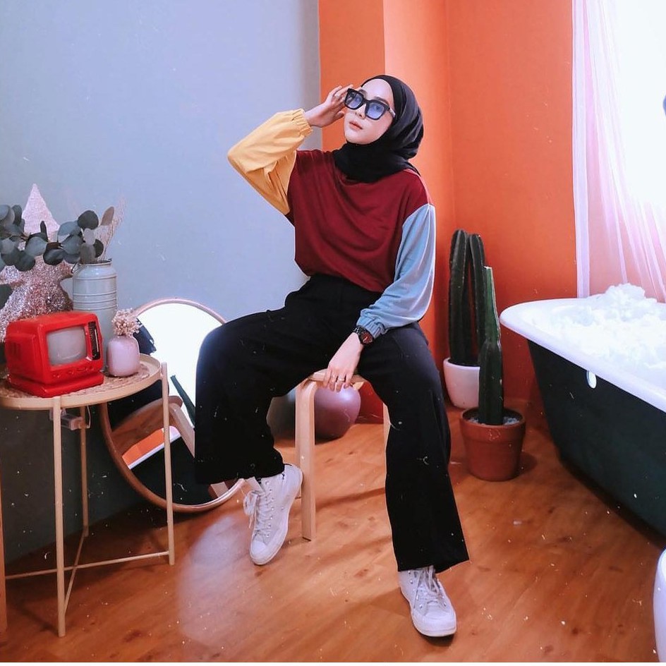 Bess - Sweater Lengan Panjang Wanita / Sweater SUN FLOWER