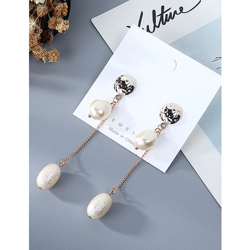 LRC Anting Tusuk Fashion White Pearl Irregular Concave Alloy Tassel Earrings Y63756