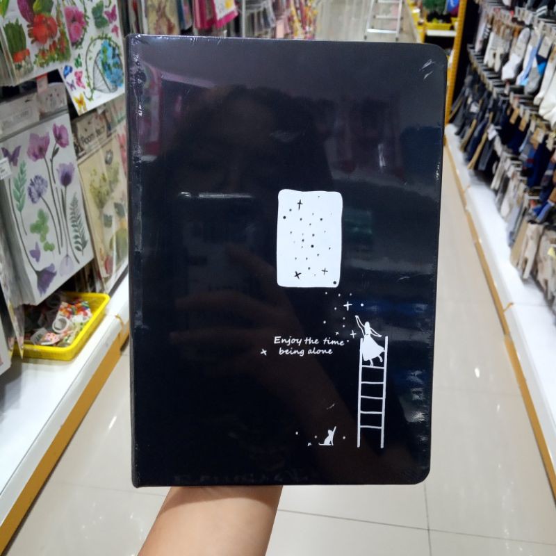 

[TERLARIS] Notebook Hitam Buku Tulis Hitam Note Book Kertas Hitam Polos Aesthetic