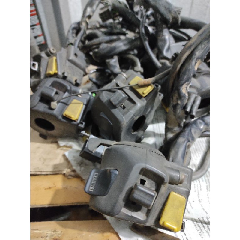 Holder kiri Honda Tiger Revo ORI lepasan motor