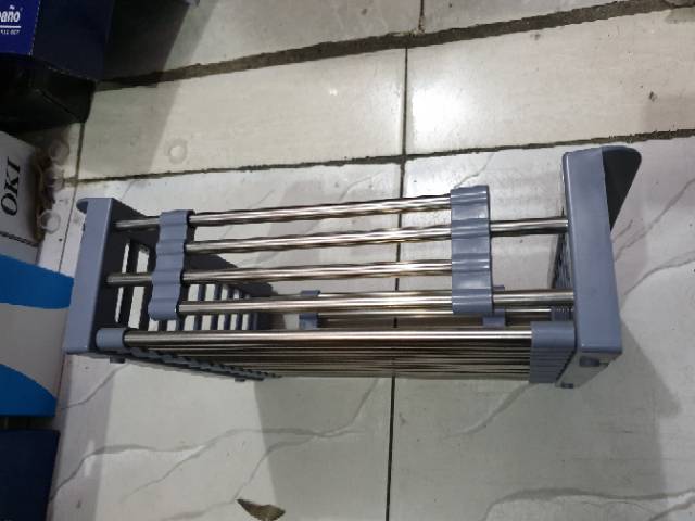 Keranjang pengering bak cuci piring
