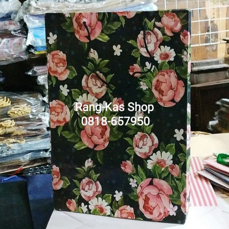 

Paperbag Flowers Bunga Folio Glossy
