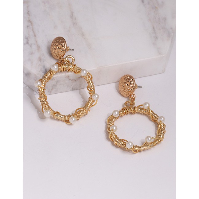 LRC Anting Tusuk Fashion Gold Pearl Earrings F49669