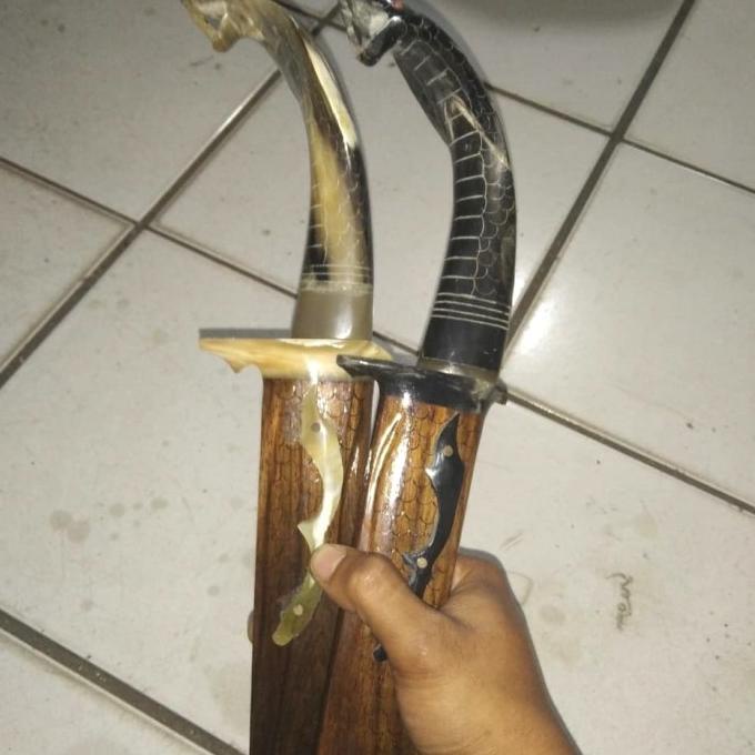 golok sembelih baja per king kobra gagang tanduk krebau