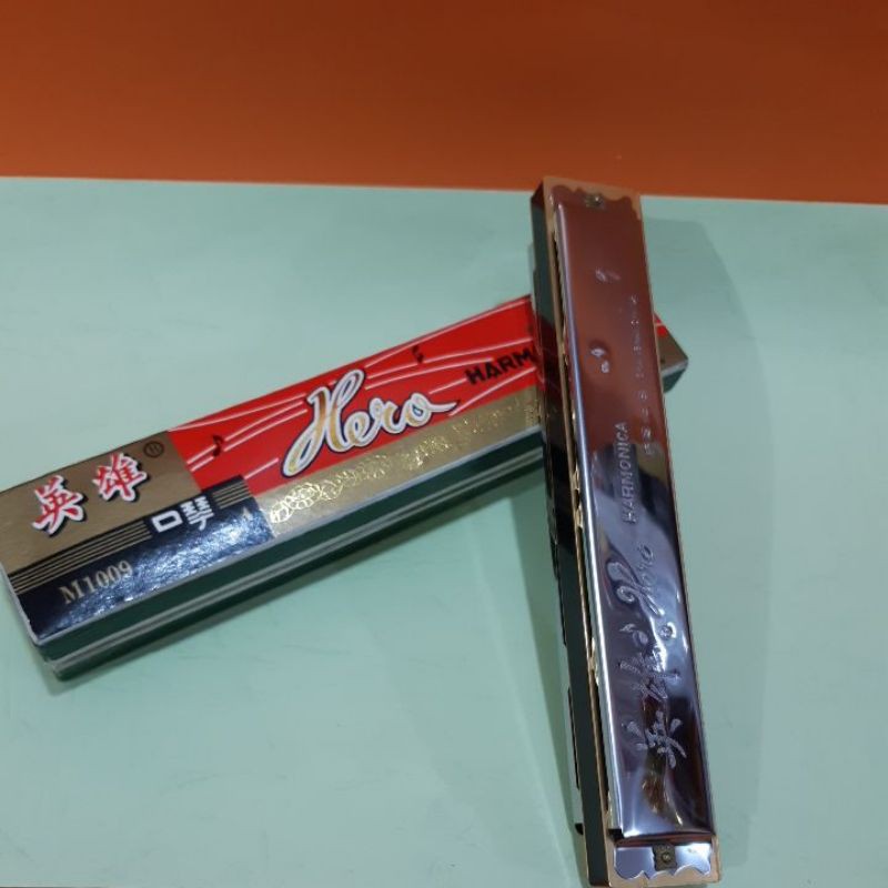 Harmonica Hero Besar