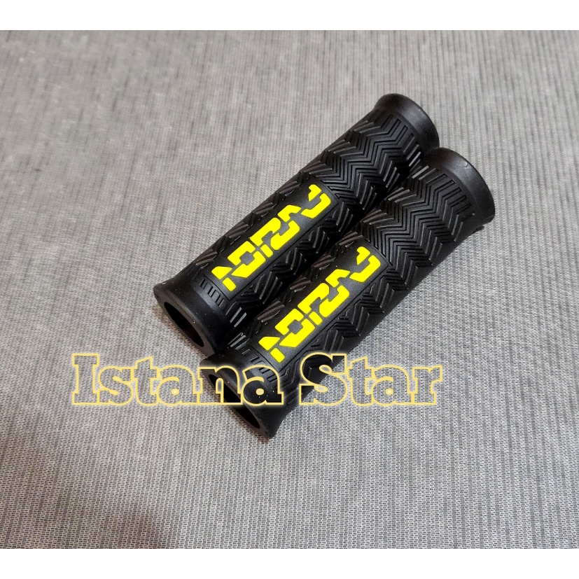 Handgrip THE STORM Hand Grip Stang Motor Universal Bukan Hayaidesu Kualitas Bagus Pas Di Gengam FUZION