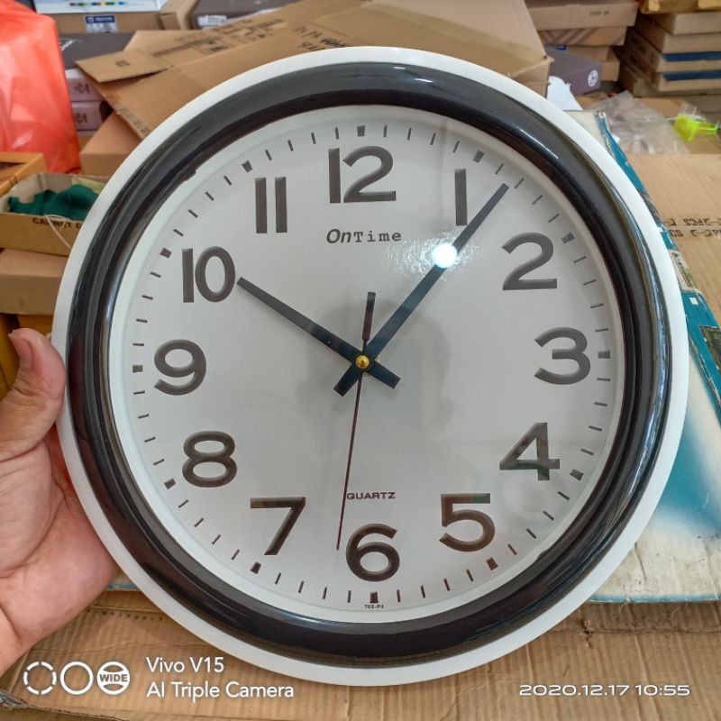 Jam Dinding ONTIME Mesin Quartz DAN Mesin Sweep Kaulitas Bagus Ukuran Diameter Yaitu 30CM