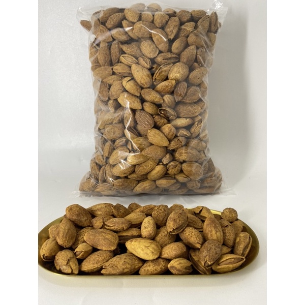

Kacang almond Panggang Kulit Susu 1 Kg