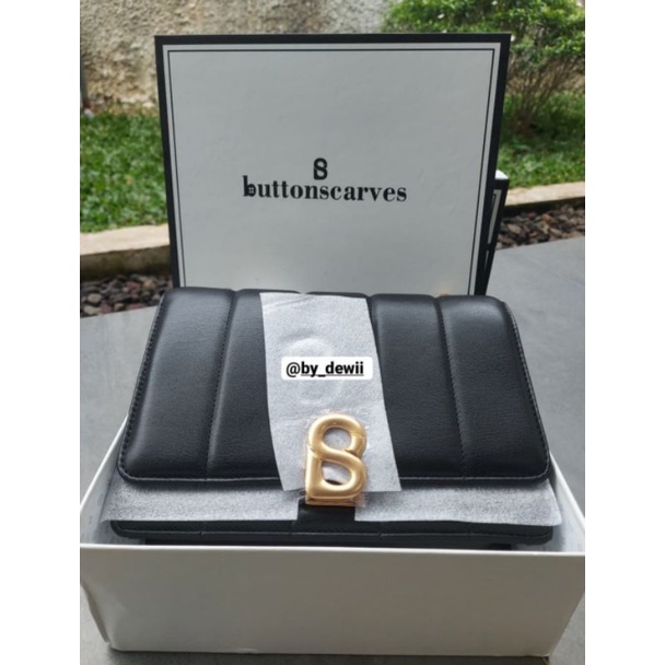 NORA BAG - BLACK BUTTON SCARVES