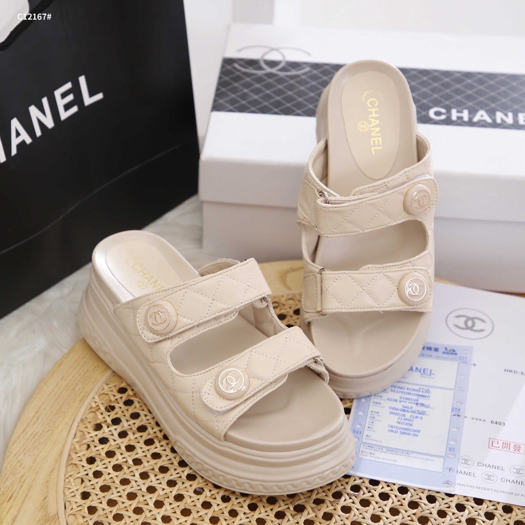 CH l Quilted CC Dupe Logo Women With Rubber Sandal C12167