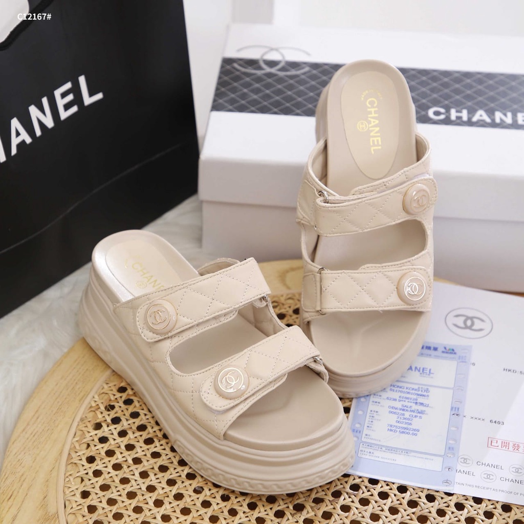 CH l Quilted CC Dupe Logo Women With Rubber Sandal C12167