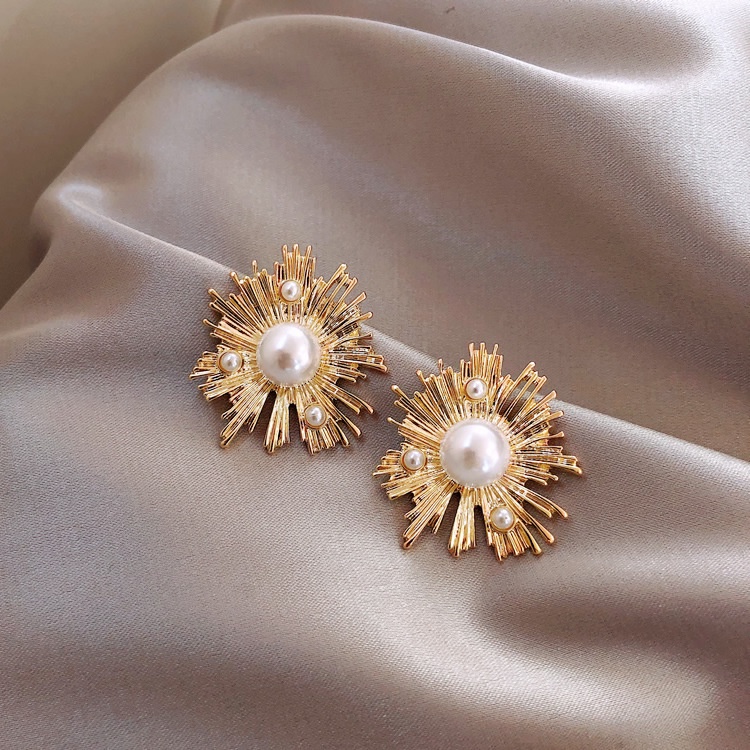 Korea mutiara emas anting-anting retro Hong Kong berlebihan besar anting-anting perak needle online