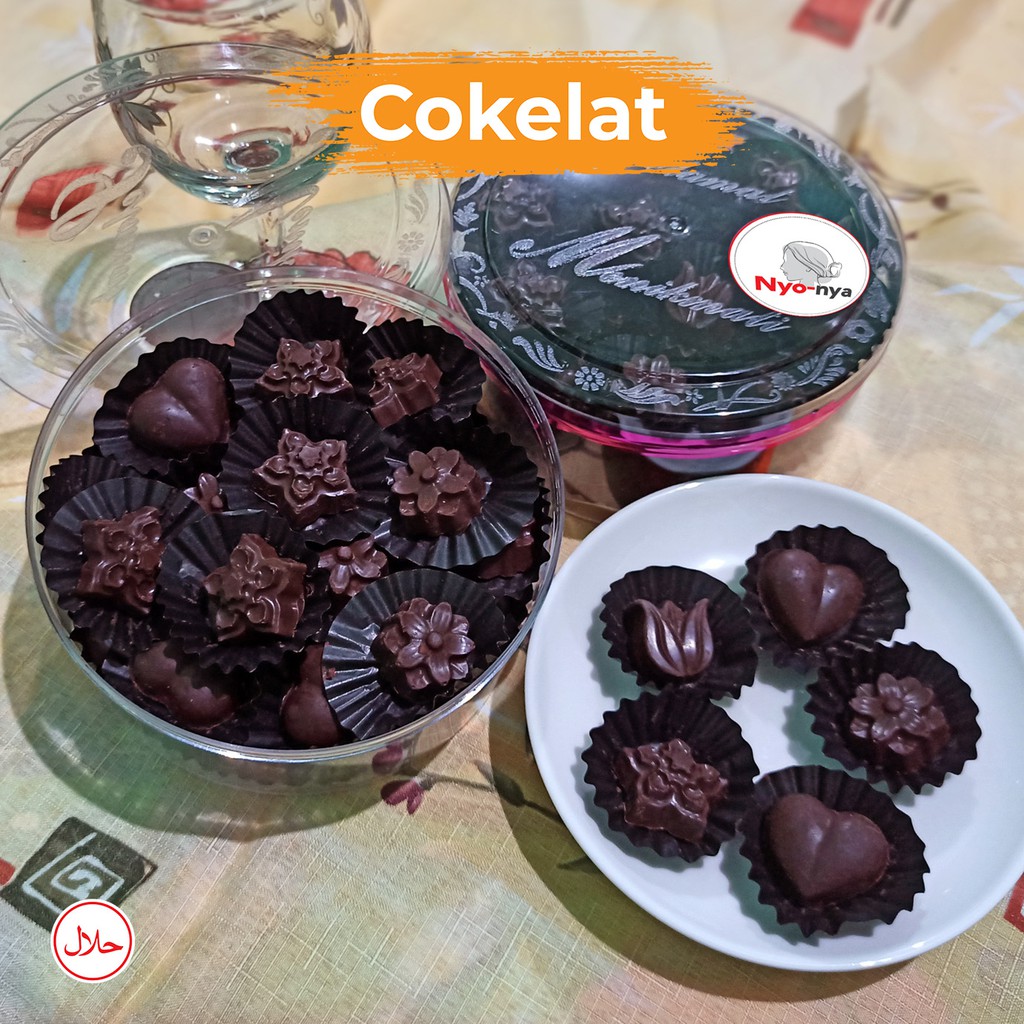 

KUE COKELAT LEBARAN Spesial Nyo nya Nyonya- Home made -Kue Kering - Kue keju - oreo - kue nastar