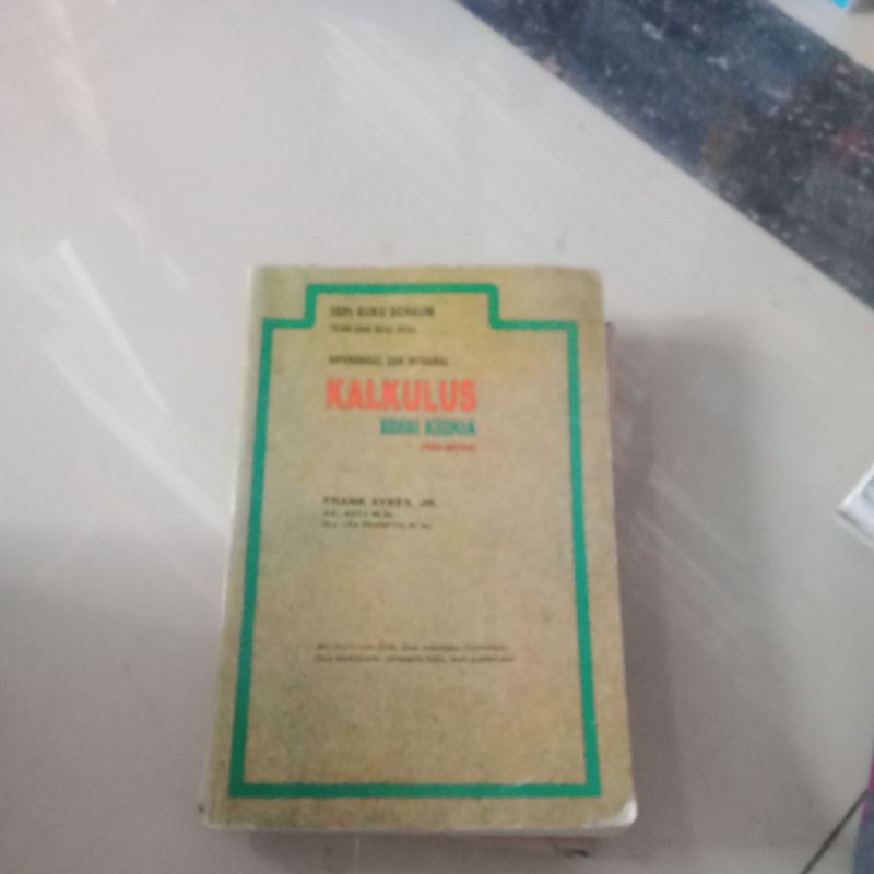 

SERI BUKU SCHAUM KALKULUS EDISI KEDUA