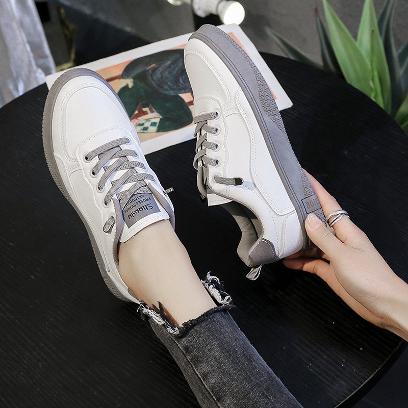 Sepatu Sneakers Wanita 004420 Import Hbd Leather