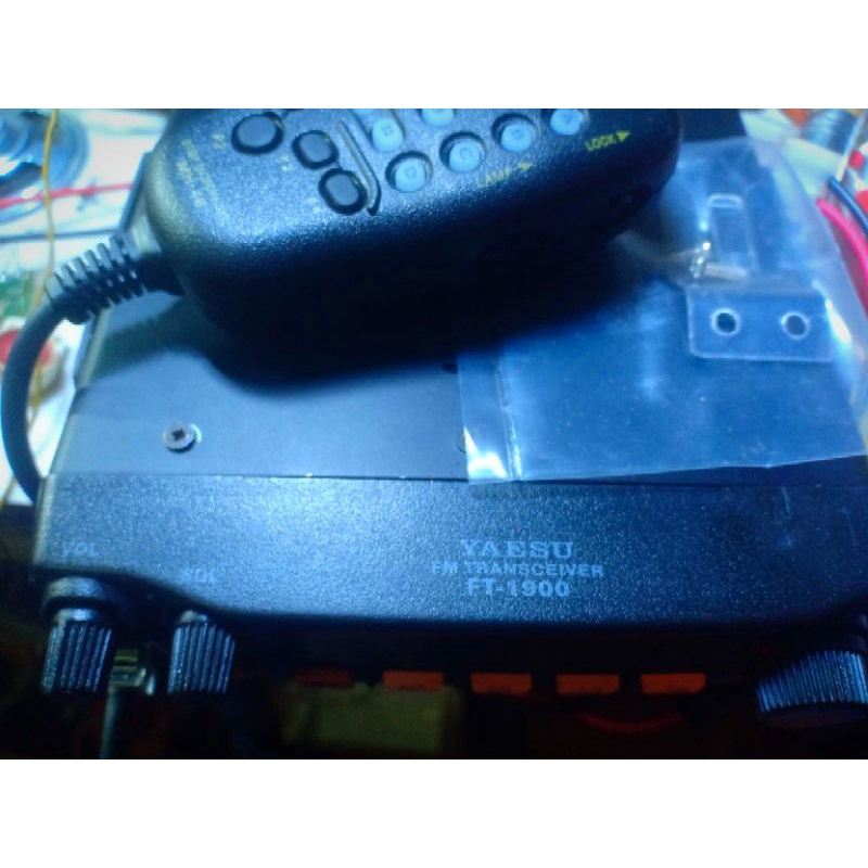 radio rig vhf yaesu ft 1900 normal bekas second
