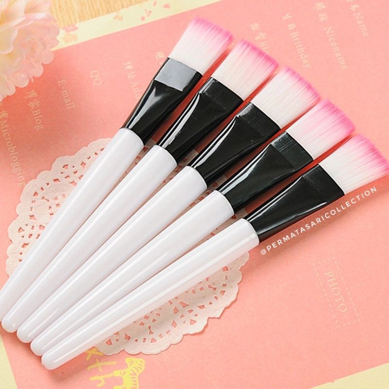 Kuas Masker Akio Wajah Gagang Putih Pink Bening / Mask Brush Premium