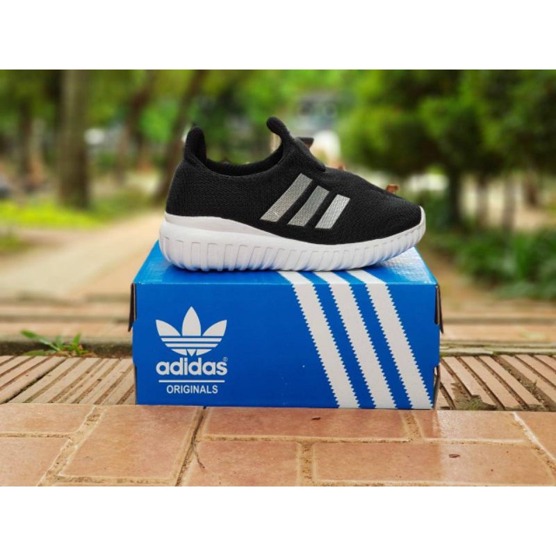 promo sepatu kids anak adidas slip on size 30-35